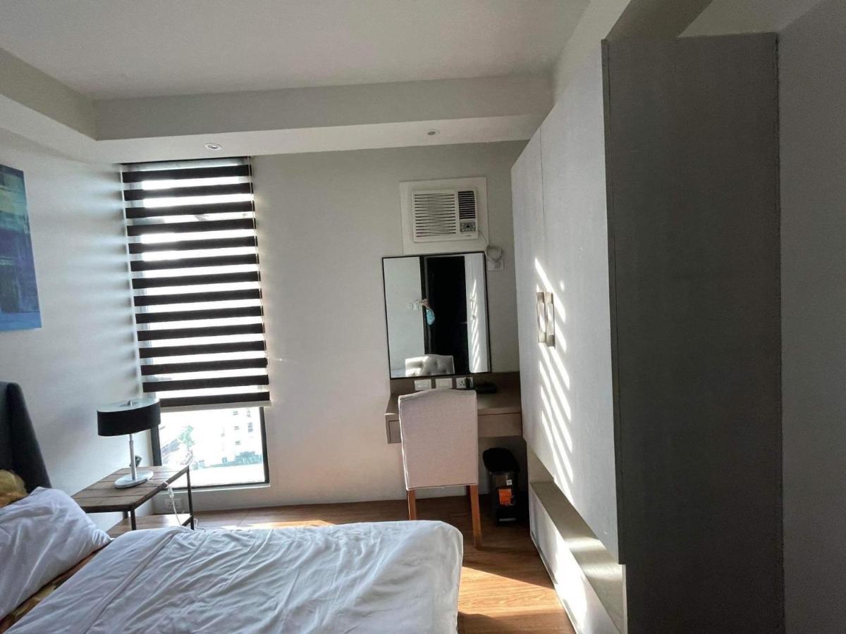 2 Bedroom Portovita Tower 12-A Manilla Buitenkant foto